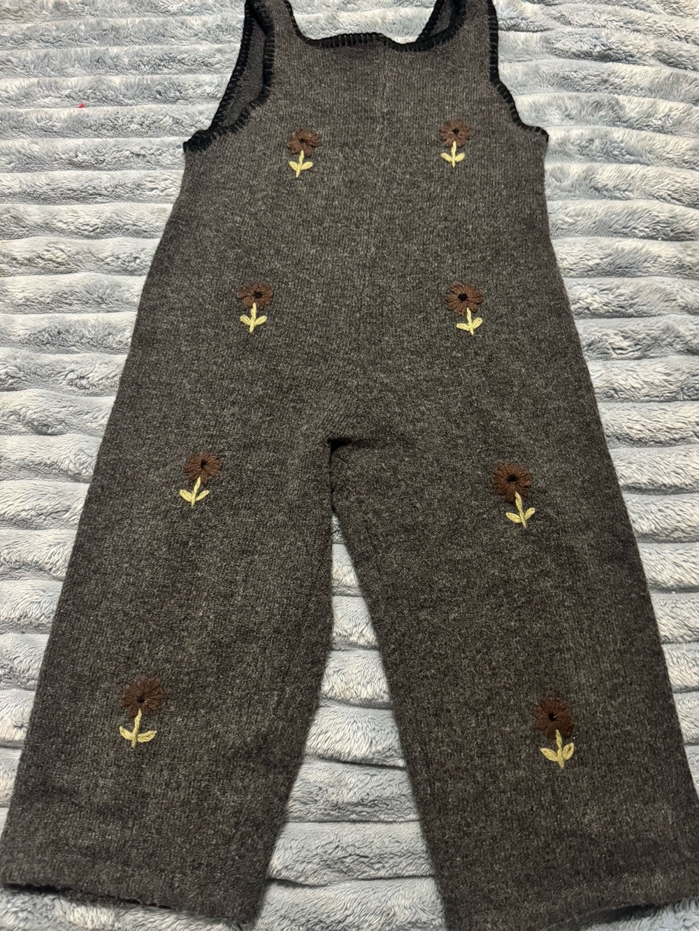 Zara Girls 4Y 104 Gray Knit Floral Embroidered Jumpsuit Romper Fall